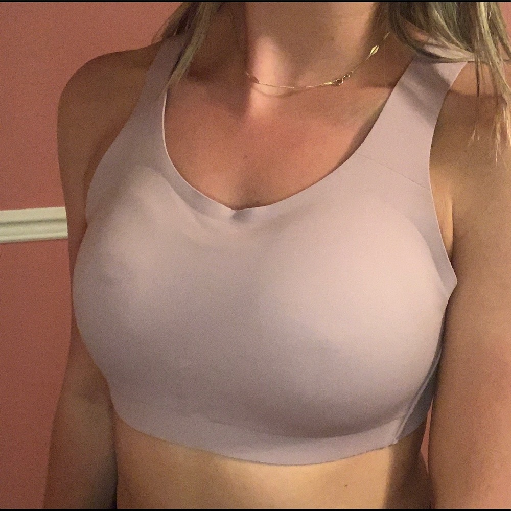 Lululemon full support